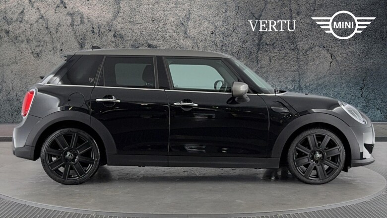 MINI Hatchback 1.5 Cooper Exclusive 5dr Petrol Hatchback